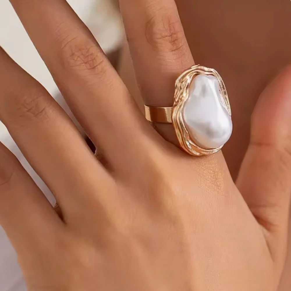 Anthropologie Baroque Imitation Pearl Bracelet & Ring Set